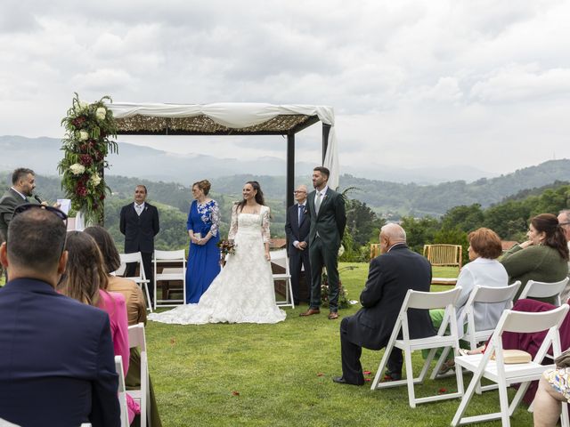 La boda de Asier y Ane en Zarautz, Guipúzcoa 4