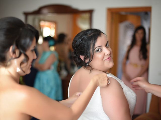 La boda de Isidro  y Carolina  en Benidorm, Alicante 7