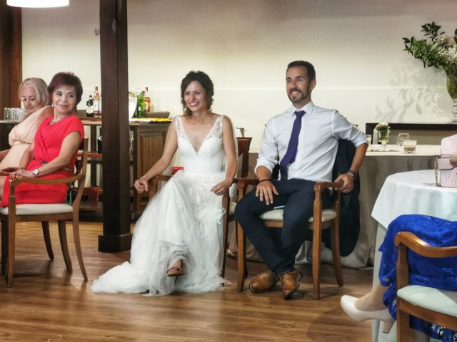 La boda de Luis y  Yany en Los Santos De La Humosa, Madrid 1