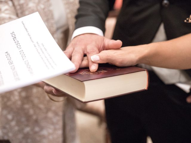 La boda de Isidro y Veronica en Pamplona, Navarra 23