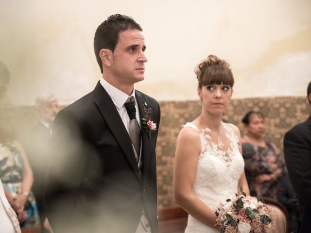 La boda de Isidro y Veronica en Pamplona, Navarra 24