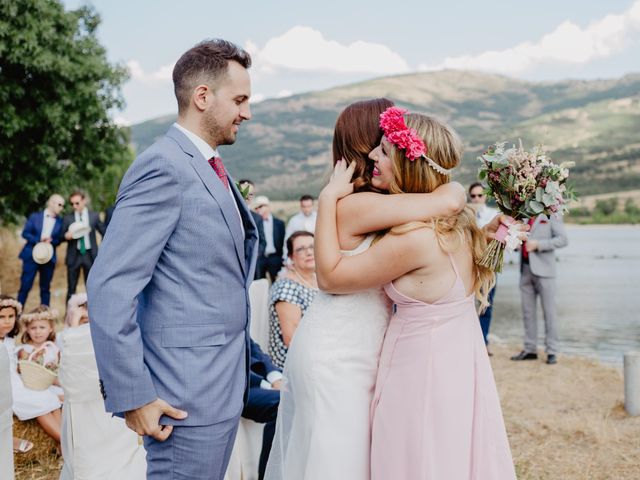 La boda de Miguel y Ana en Pinilla Del Valle, Madrid 103