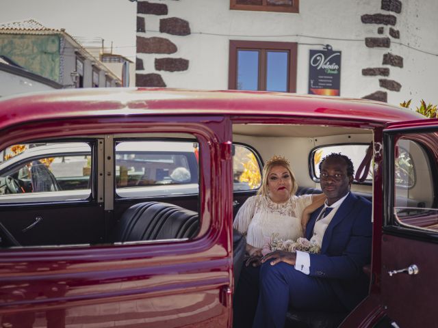 La boda de Ángel y Tania en Tazacorte, Santa Cruz de Tenerife 40