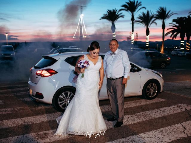 La boda de Alejandro y Arantxa en L&apos; Alcúdia, Valencia 10