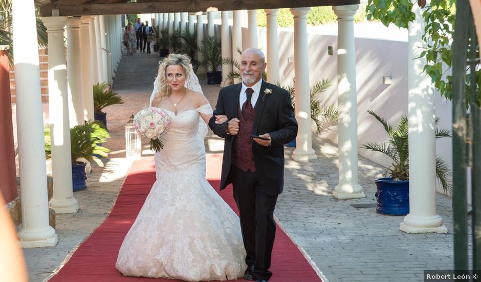 La boda de Adela y Daniel en Otura, Granada