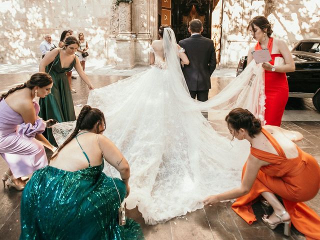 La boda de Nieves y Valerio en Elx/elche, Alicante 16