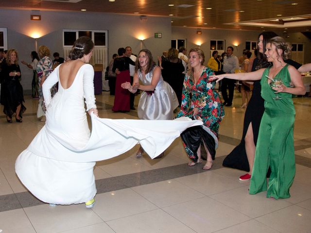 La boda de Roberto y Crístel en Pruvia (Llanera), Asturias 126