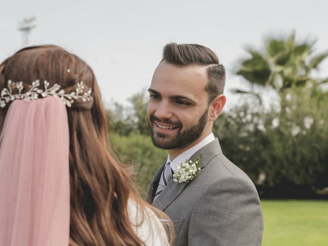 La boda de Jonathan y Amanda en Montequinto, Sevilla 20