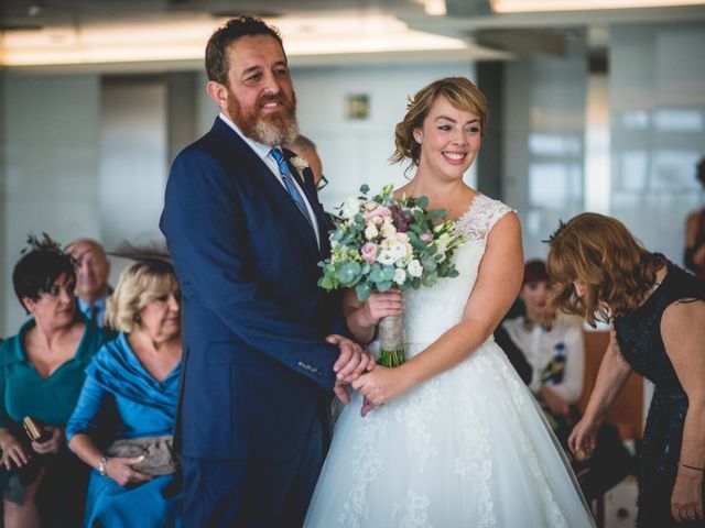 La boda de Guille y Estefi en Valencia, Valencia 12