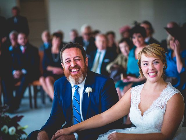 La boda de Guille y Estefi en Valencia, Valencia 19