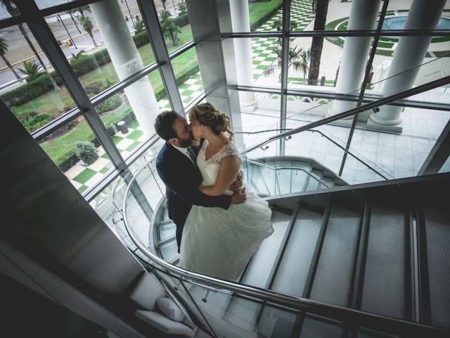 La boda de Guille y Estefi en Valencia, Valencia 31