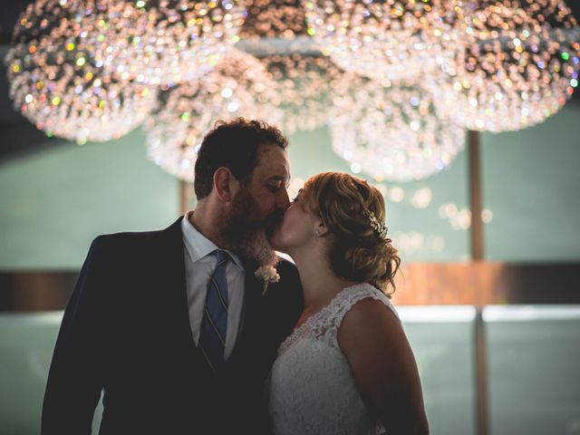 La boda de Guille y Estefi en Valencia, Valencia 32