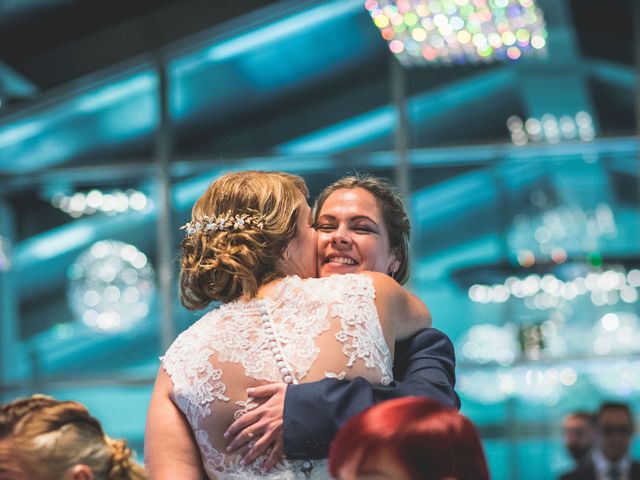 La boda de Guille y Estefi en Valencia, Valencia 58