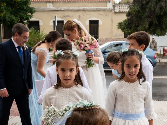 La boda de Pablo y Mónica en Puertollano, Ciudad Real 38