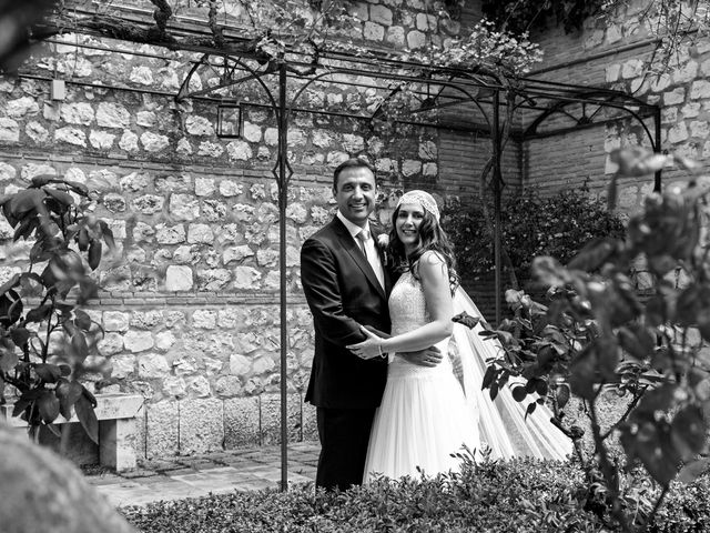 La boda de Jean Pierre y Rosalía en Chinchon, Madrid 61