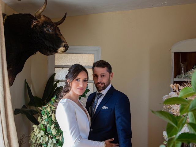 La boda de Lorena y Juan Manuel en Albacete, Albacete 33