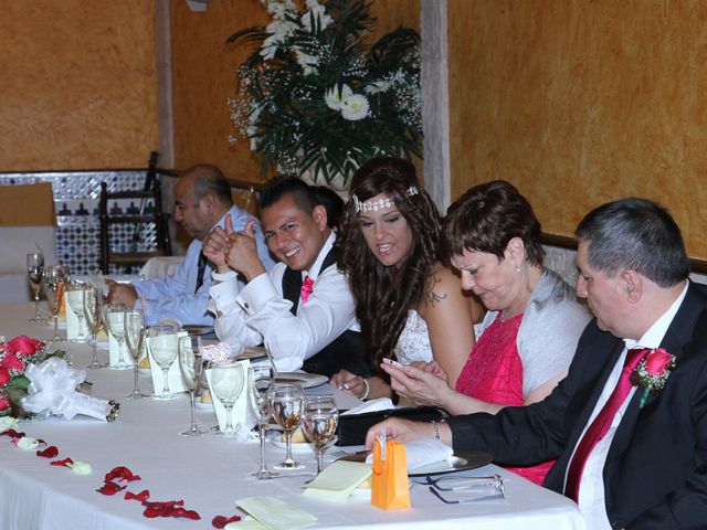 La boda de Peter y Laura en Barcelona, Barcelona 81