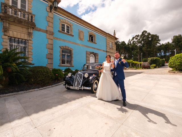 La boda de Pablo y Lorena en Vilanova De Arousa, Pontevedra 23