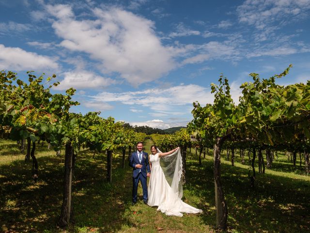 La boda de Pablo y Lorena en Vilanova De Arousa, Pontevedra 28