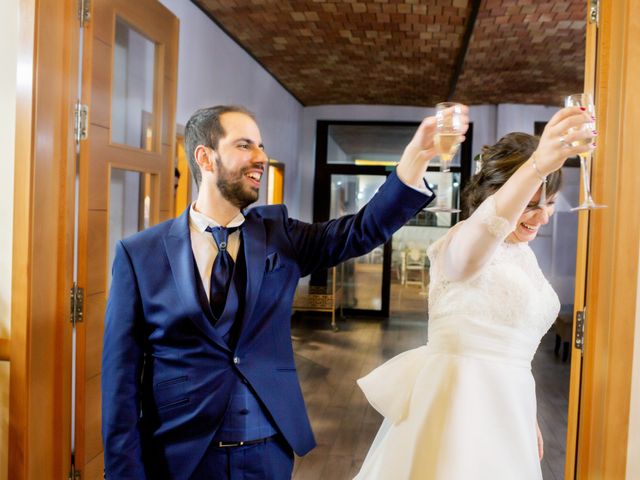 La boda de Juan Jose y Miriam en Villafranca De Los Barros, Badajoz 30