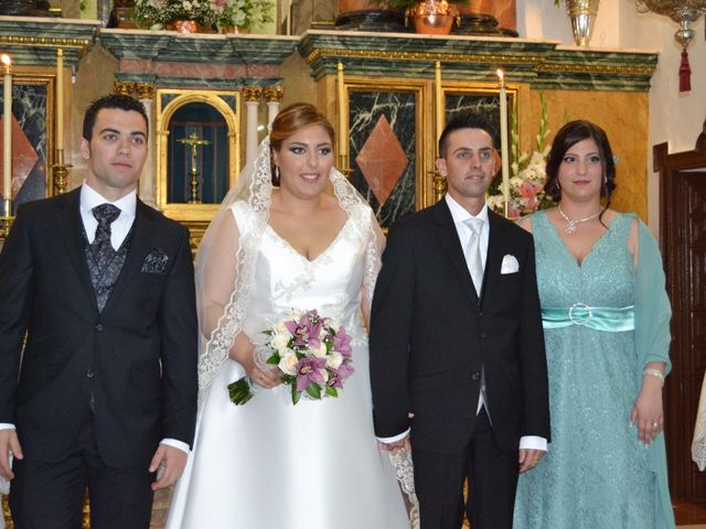 La boda de Antonio y Mª Angeles en Montalban De Cordoba, Córdoba 9