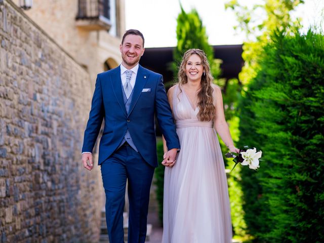 La boda de Maider y Alfonso en Gorraiz, Navarra 28