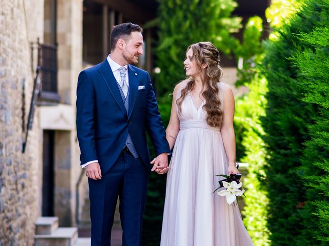 La boda de Maider y Alfonso en Gorraiz, Navarra 29