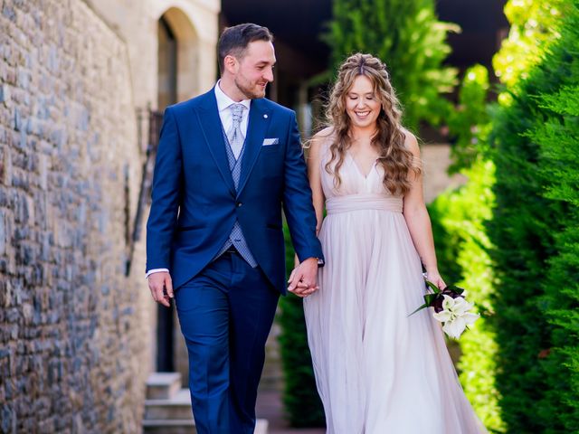 La boda de Maider y Alfonso en Gorraiz, Navarra 30