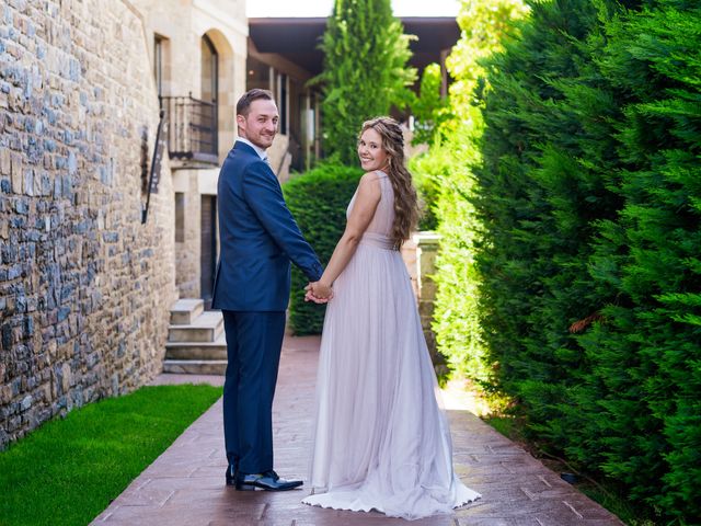 La boda de Maider y Alfonso en Gorraiz, Navarra 31