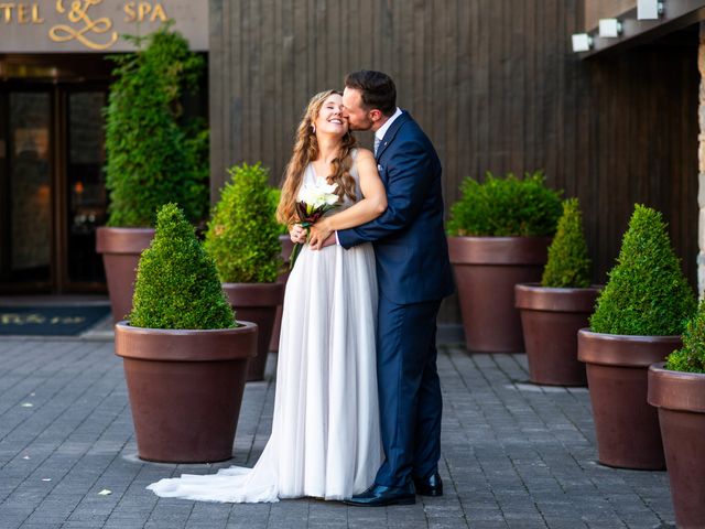 La boda de Maider y Alfonso en Gorraiz, Navarra 38