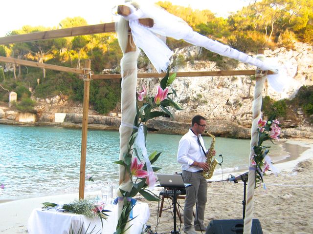 La boda de Jose y Eliana en Cala Llombards, Islas Baleares 6