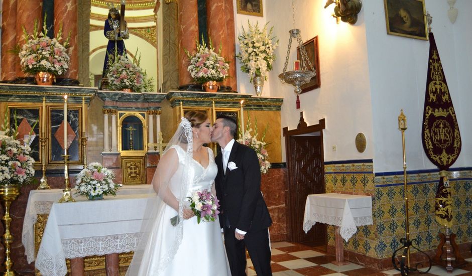 La boda de Antonio y Mª Angeles en Montalban De Cordoba, Córdoba