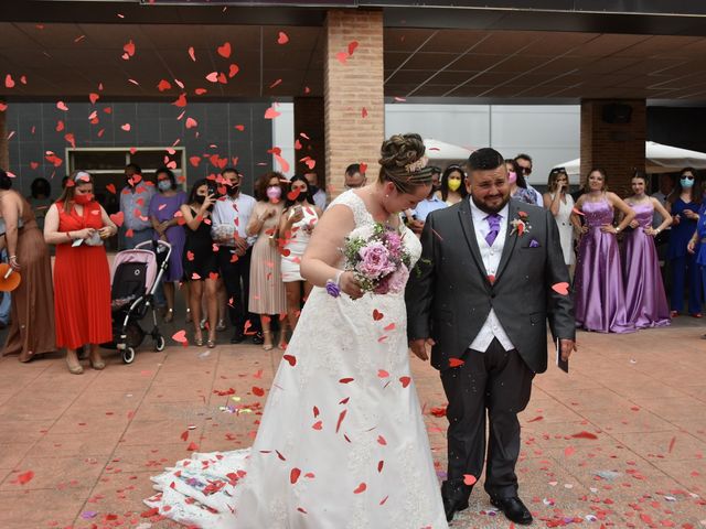 La boda de Tomas  y Merche  en Polinyà De Xúquer, Valencia 5