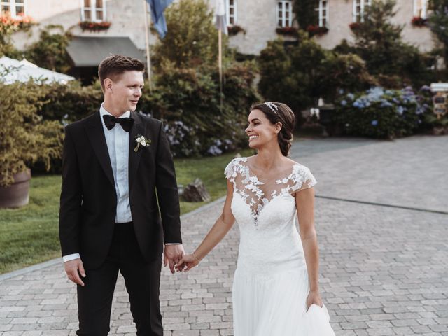 La boda de Øyvind y Casandra en Santiago De Compostela, A Coruña 146