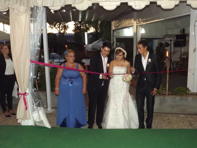 La boda de Denisse y Iván  en San Sebastian De Los Reyes, Madrid 2