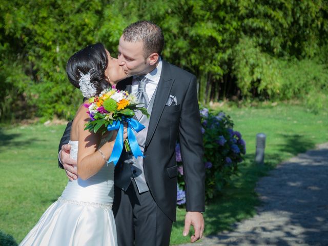 La boda de Ricardo y Bea en Vigo, Pontevedra 32