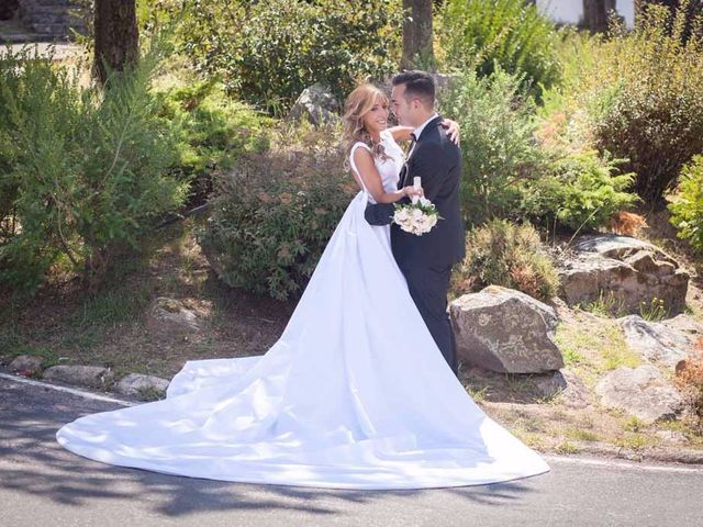 La boda de Pedro  y Aroa  en Vigo, Pontevedra 36