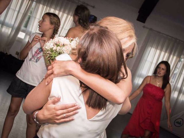 La boda de Pedro  y Aroa  en Vigo, Pontevedra 46