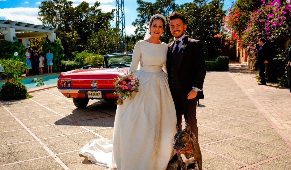 La boda de Vicente y Laura en El Puig, Barcelona