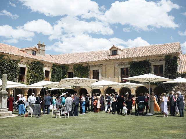 La boda de Juan y Clara en Almarza, Soria 43