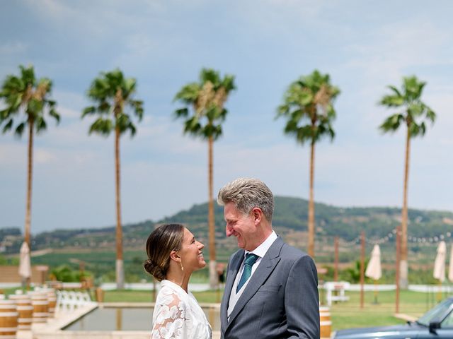La boda de Enric y Elisabet en Avinyonet Del Penedes, Barcelona 30