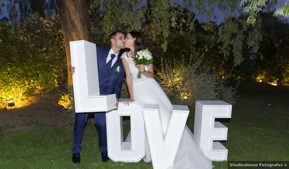 La boda de Antonio y Laura en Leganés, Madrid