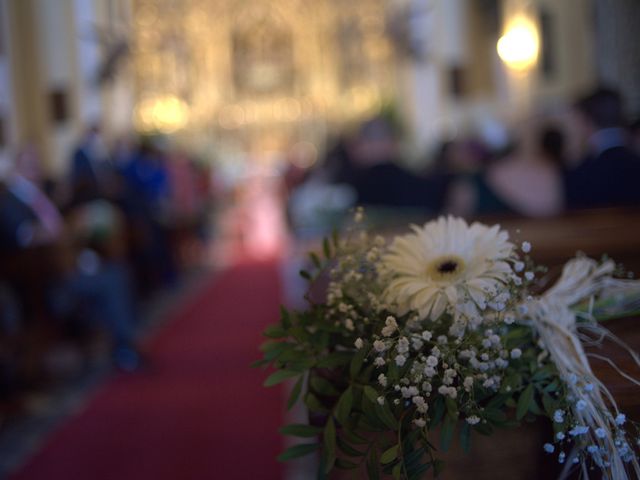 La boda de Joaquín y Conchi en Espartinas, Sevilla 13