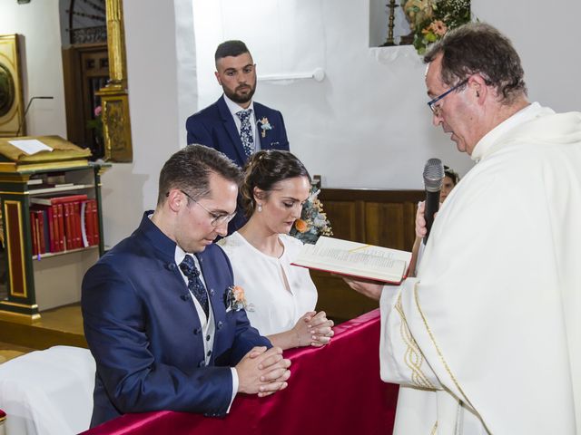 La boda de Beatriz y Kike en Cubas De La Sagra, Madrid 47