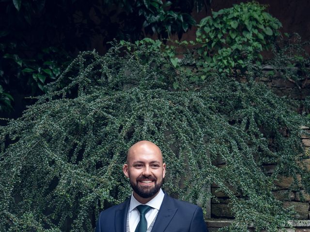 La boda de Adrián y Marianna en Santiago De Compostela, A Coruña 14