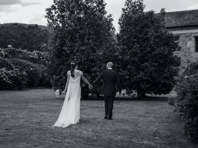 La boda de Adrián y Marianna en Santiago De Compostela, A Coruña 32