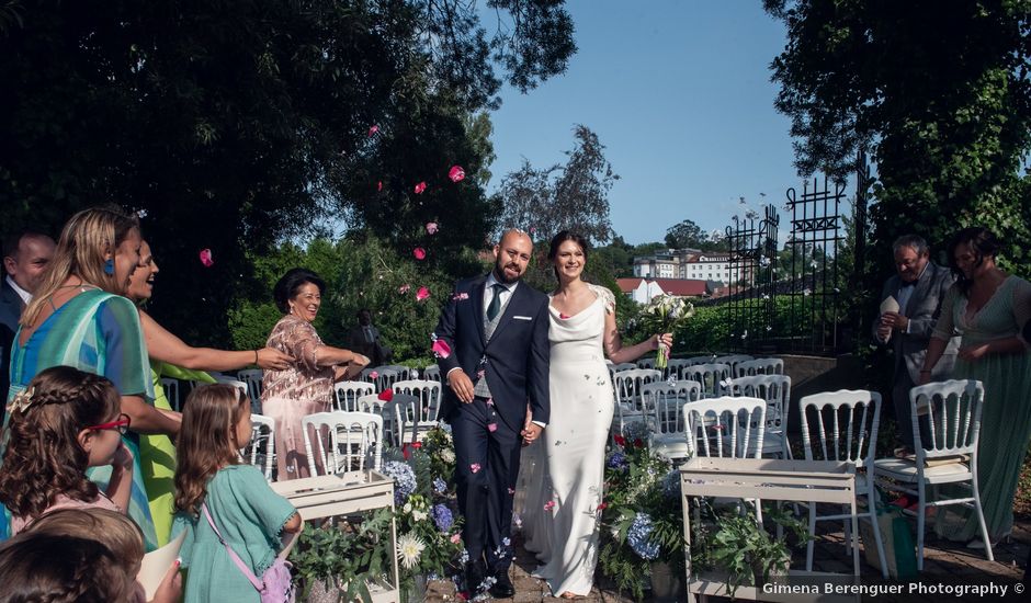 La boda de Adrián y Marianna en Santiago De Compostela, A Coruña