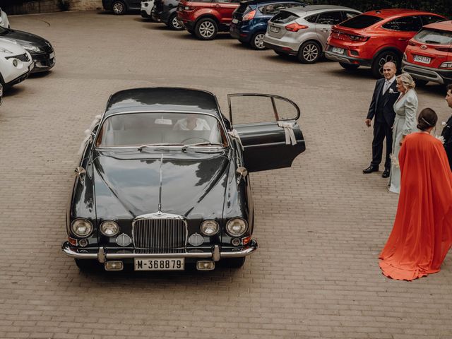 La boda de Mireya y Manuel en Málaga, Málaga 25