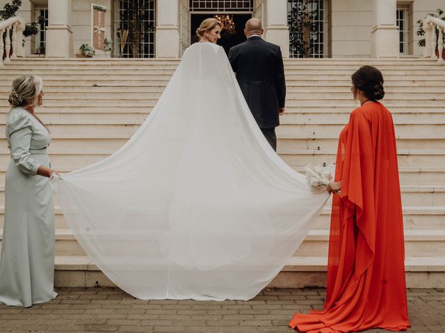 La boda de Mireya y Manuel en Málaga, Málaga 28