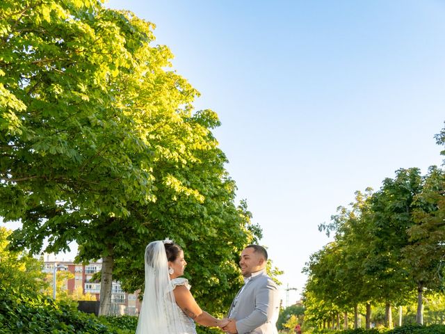 La boda de Alex y Ana Maria en San Agustin De Guadalix, Madrid 37